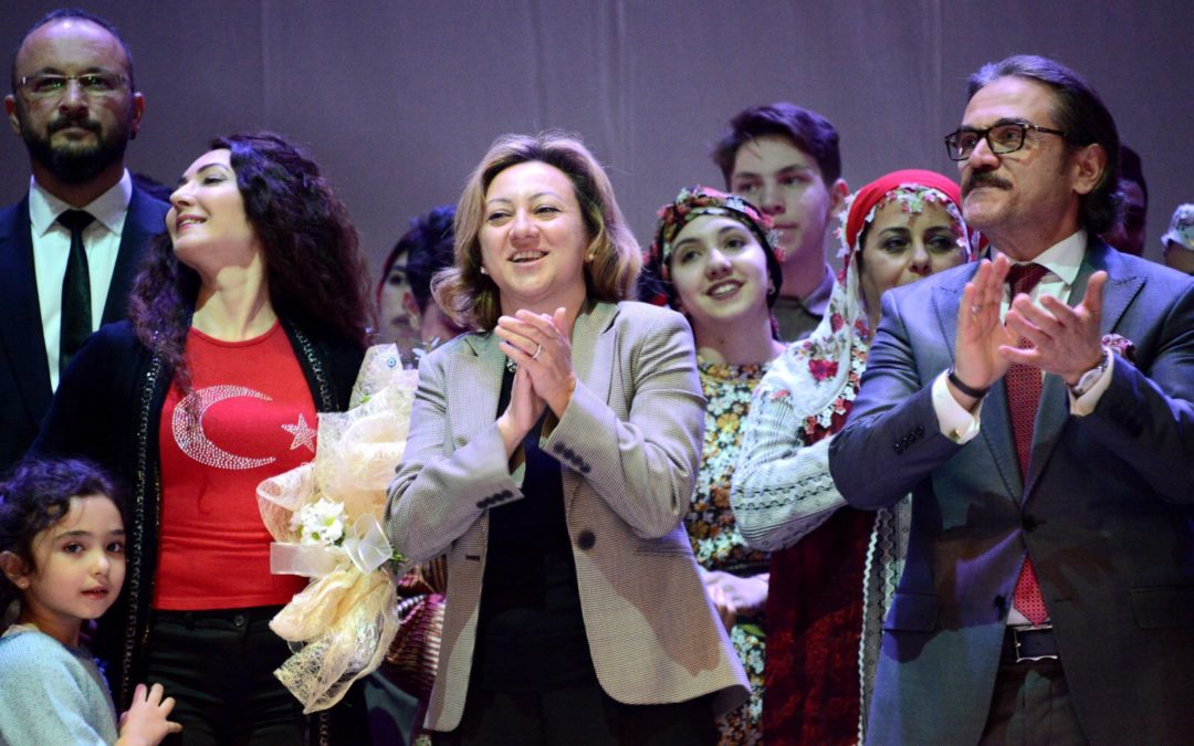 Devlet Halk Dansları Topluluğu’nun “Zafere Doğru” Temsilini İzledik