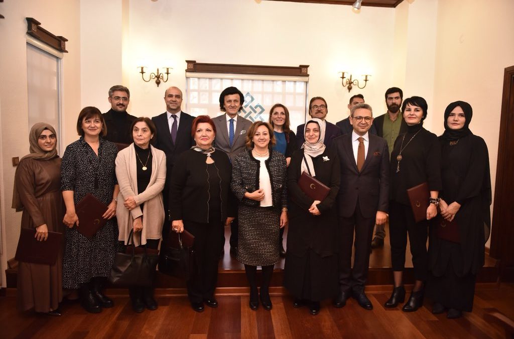 “20. Devlet Türk Sanatları Yarışması” Ödül Törenine Katılarak Sergi Açılışını Yaptık