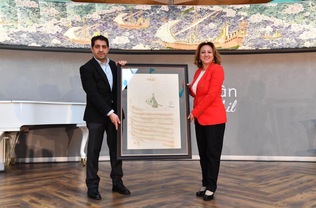 Üsküdar Belediyemizce Düzenlenen “Kalbe Dokunan İlmek” Sergisinin Açılışındaydık