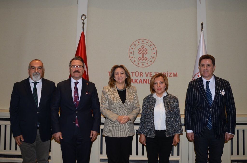 Büyük Halk Ozanımız Aşık Veysel’in Torunlarını Bakanlığımızda Ağırladık