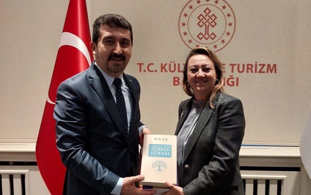 Ankara Sosyal Bilimler Üniversitesi Rektörü Prof.Dr. Musa Kazım Arıcan ve Hatay Vakfı Başkanı M.İhsan Aydeğer’i Bakanlığımızda Ağırladık