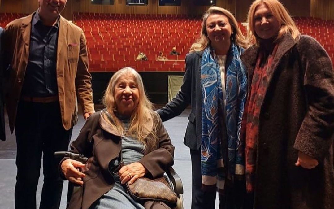 Sanatçımız Ayla Algan’ı İstanbul AKM’de Misafir Ettik