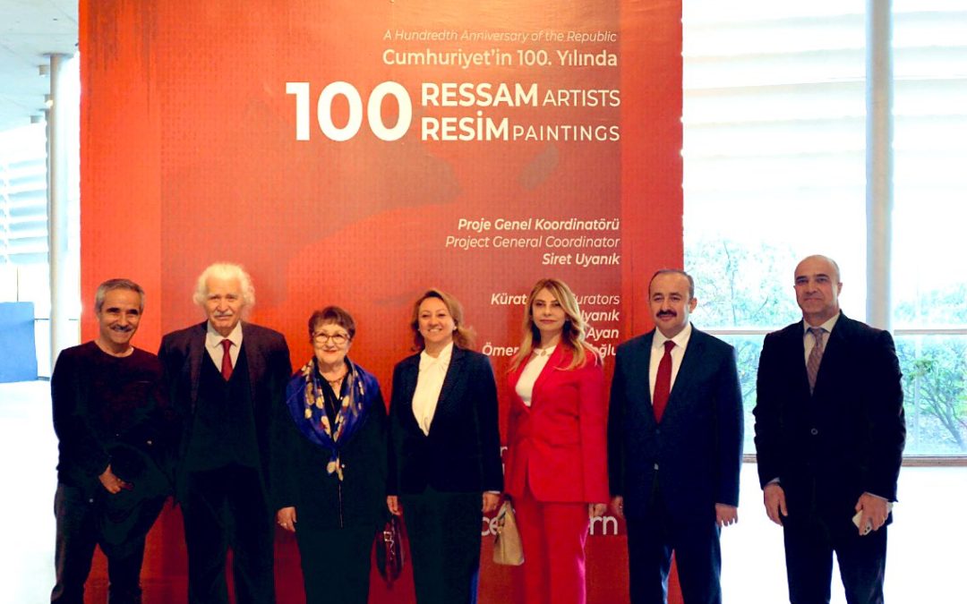 Tuvalde Yüzyıl Resim Sergisine Ziyarette Bulunduk